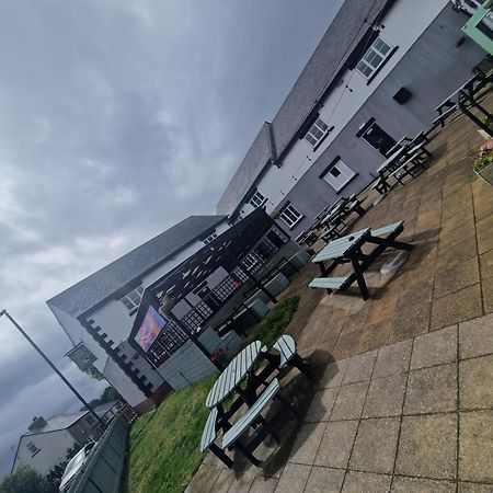 The Norfolk Arms, Chapeltown Hotel เชฟฟิลด์ ภายนอก รูปภาพ
