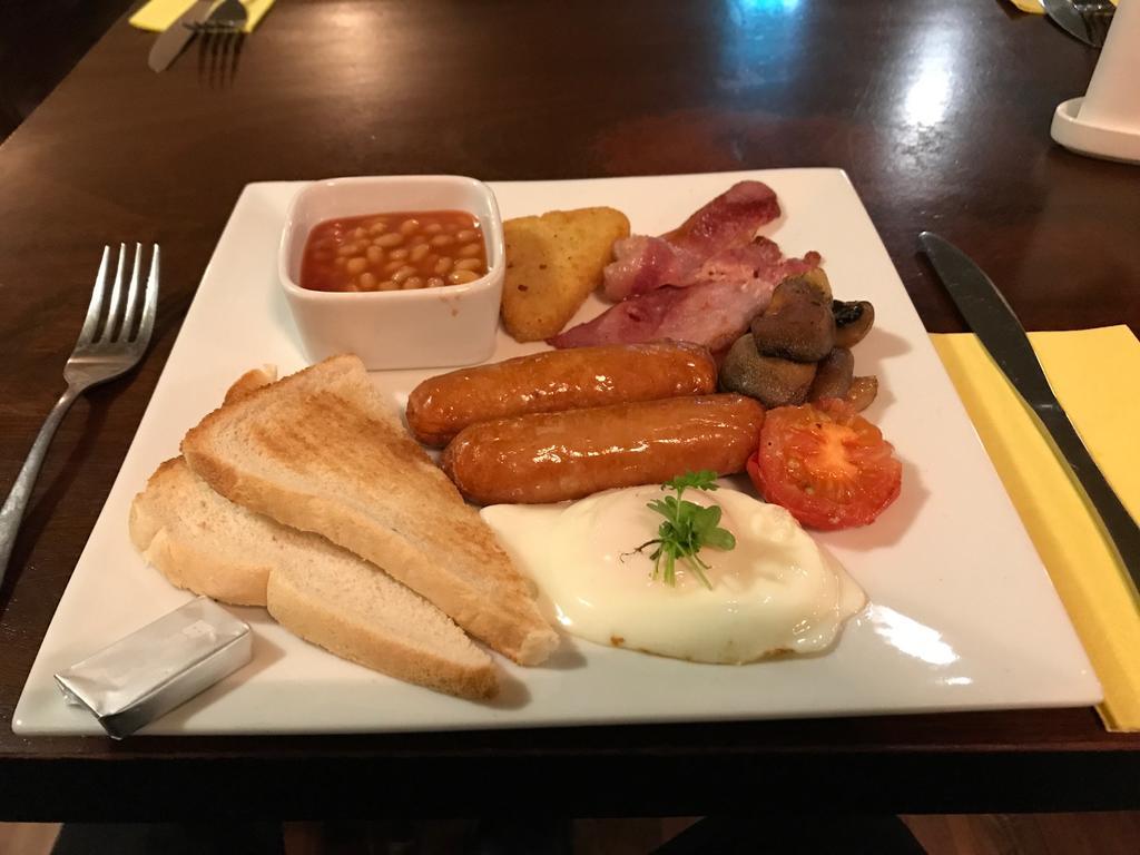 The Norfolk Arms, Chapeltown Hotel เชฟฟิลด์ ภายนอก รูปภาพ